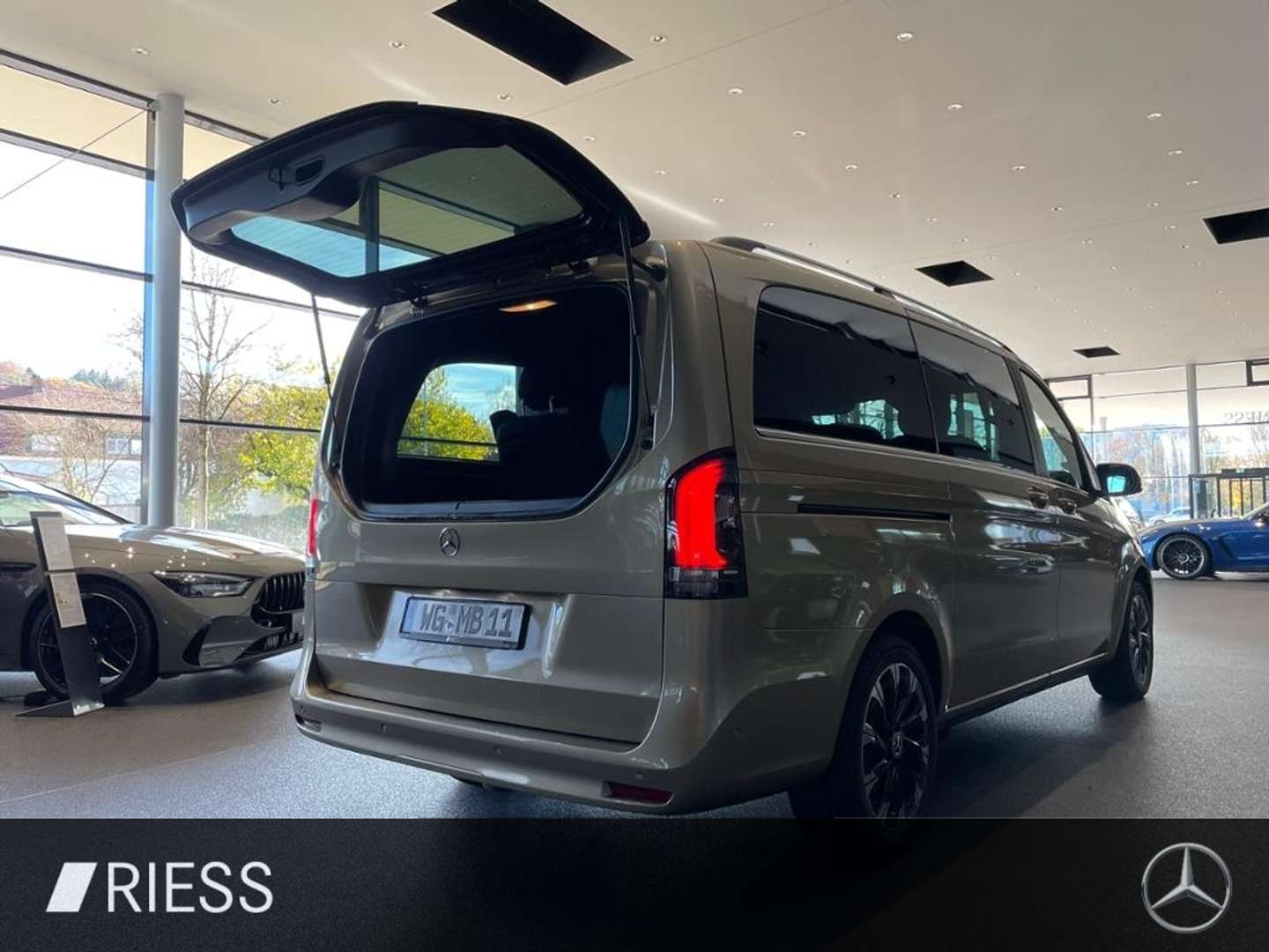 Mercedes Classe V AVANTGARDE V 300 D - 2025 - Joinsteer - #5