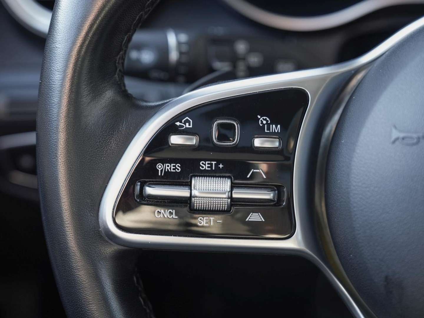 Mercedes GLC Exclusive 300 De - 2022 - Joinsteer - #18