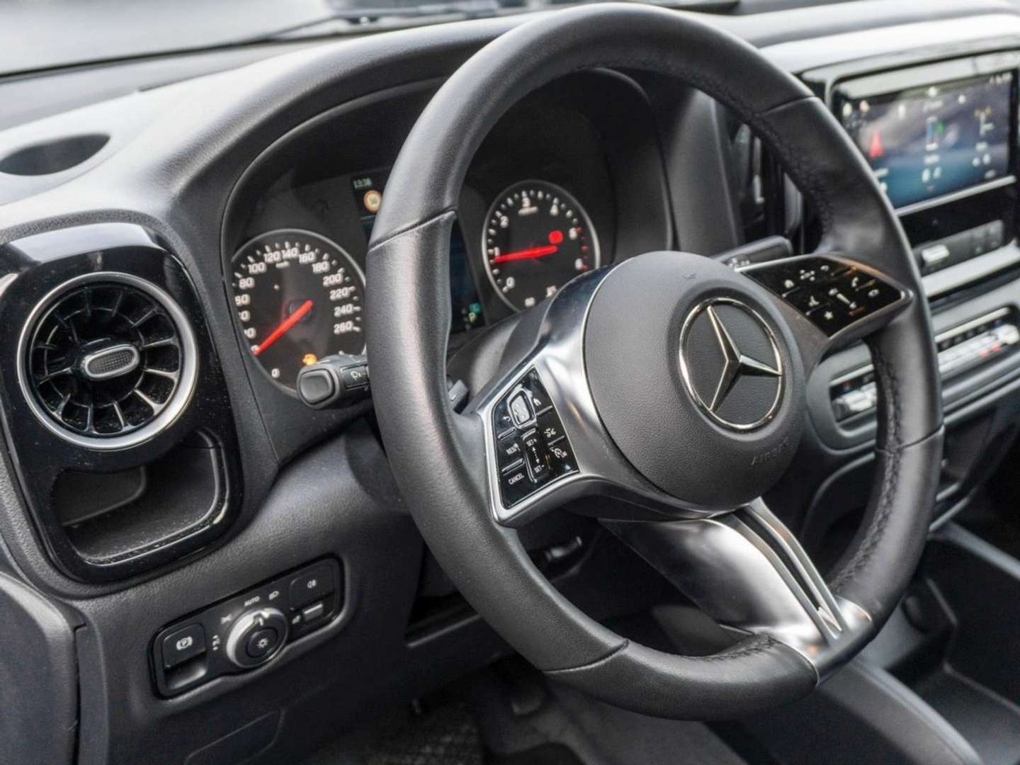 Mercedes Vito Tourer PRO 124 CDI - 2025 - Joinsteer - #7