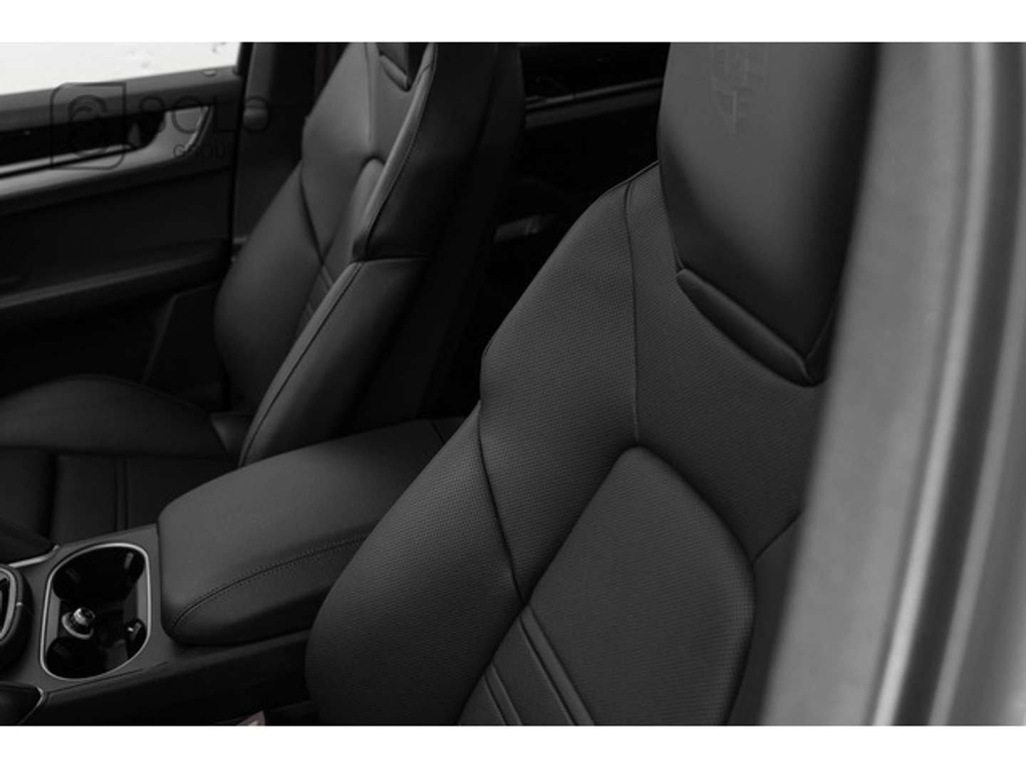 Porsche Cayenne Coupé E-Hybrid Aut. - 2025 - Joinsteer - #18