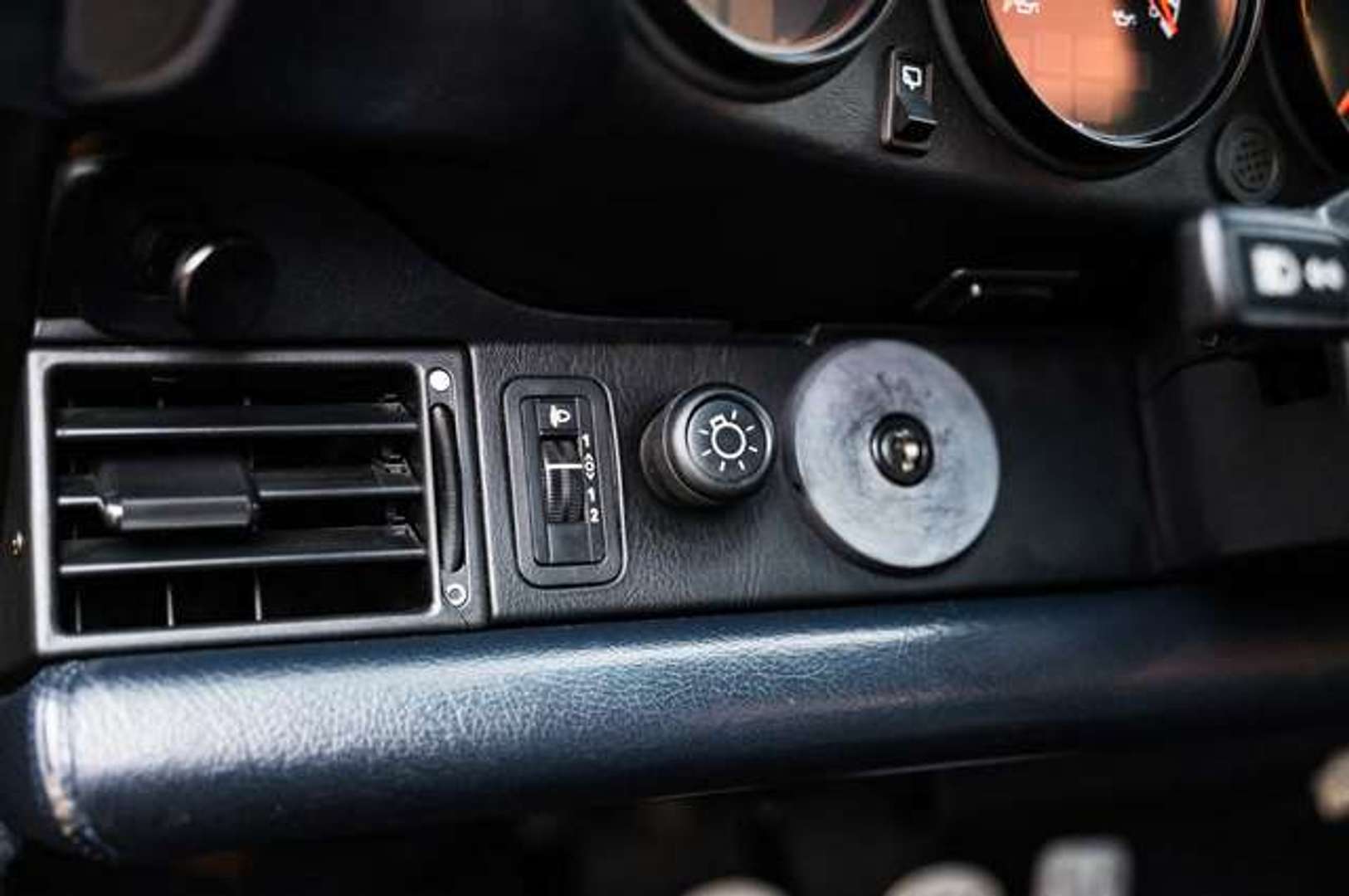 Porsche 964 Carrera 4 Coupé - 1990 - Joinsteer - #12