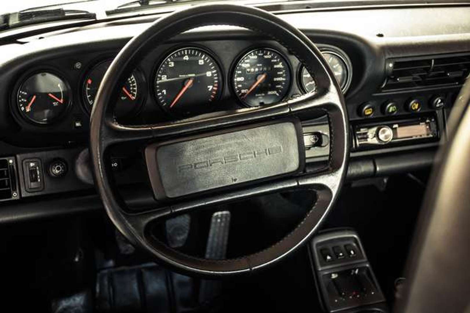 Porsche 964 Carrera 4 Cabriolet - 1990 - Joinsteer - #17