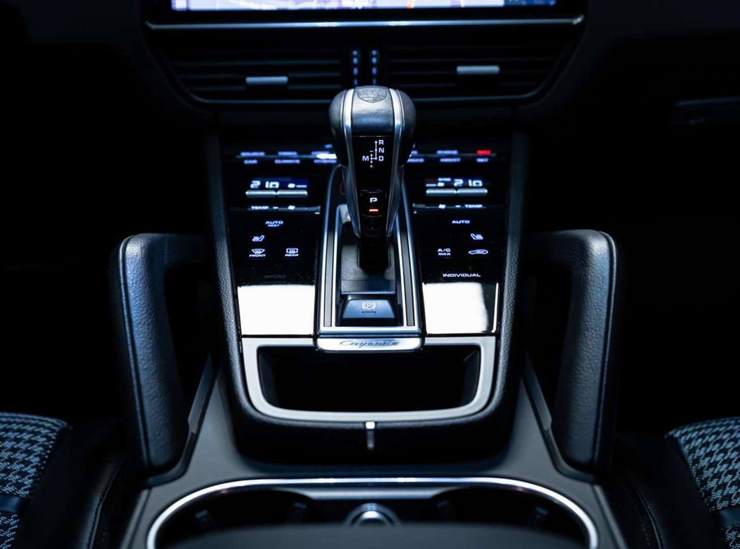 Porsche Cayenne Coupé PACK SPORT 3.0 V6 E-Hybrid - 2021 - Joinsteer - #12