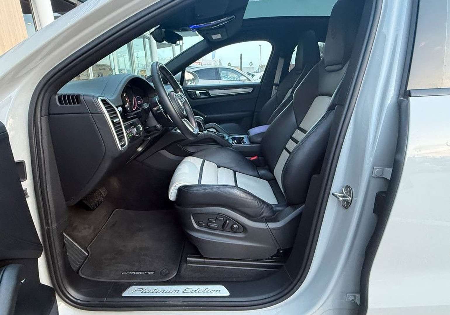 Porsche Cayenne Coupé Platinum Edition 3.0 V6 E-Hybrid 462ch - 2022 - Joinsteer - #8