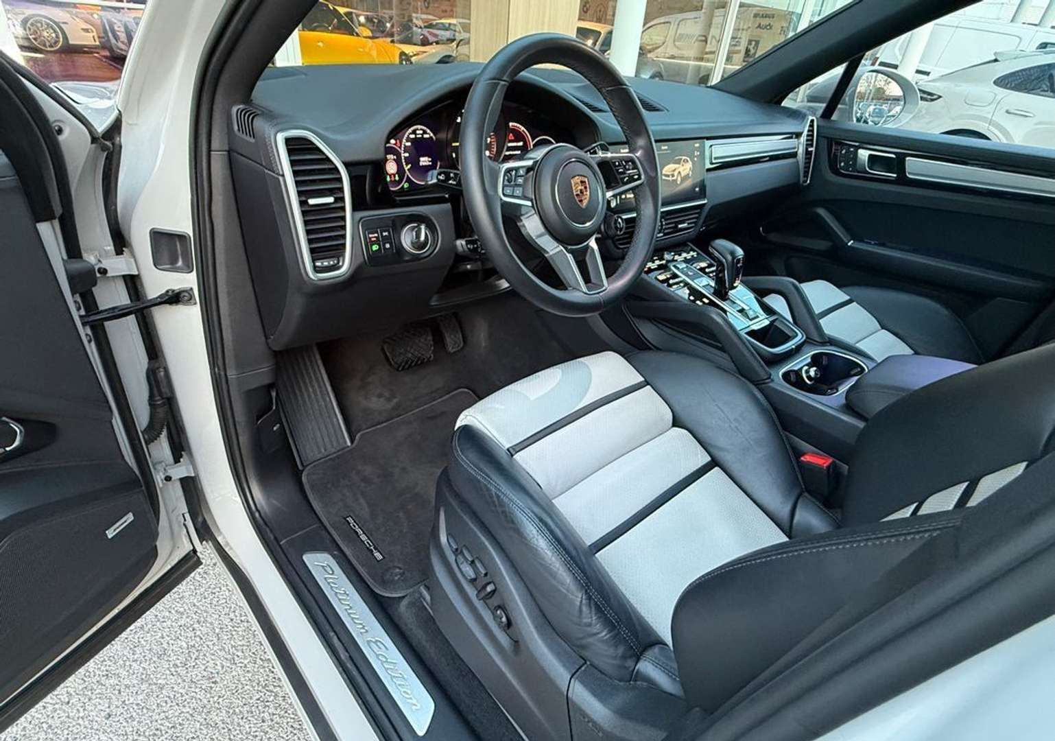 Porsche Cayenne Coupé Platinum Edition 3.0 V6 E-Hybrid 462ch - 2022 - Joinsteer - #9
