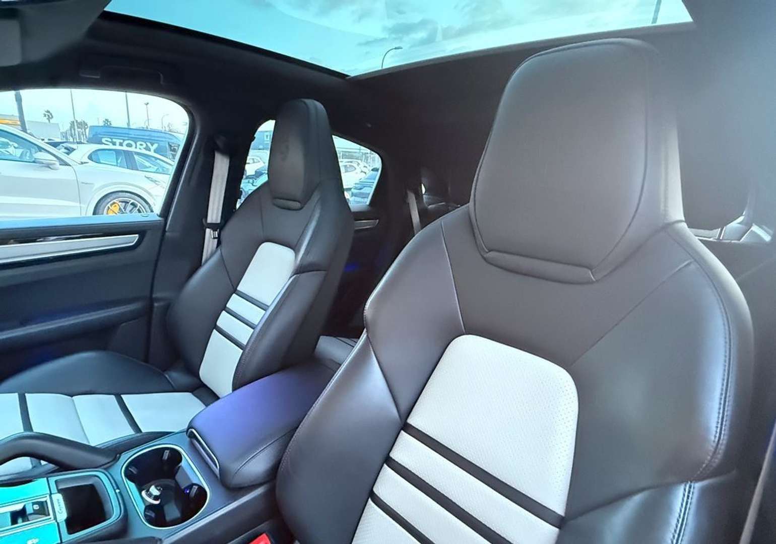 Porsche Cayenne Coupé Platinum Edition 3.0 V6 E-Hybrid 462ch - 2022 - Joinsteer - #10