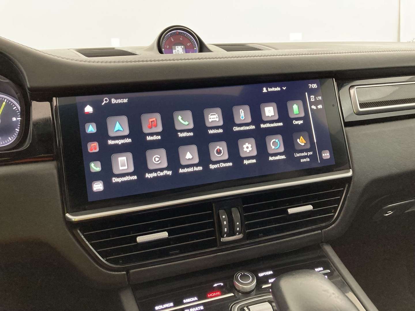 Porsche Cayenne E-Hybrid Platinum Edition - 2023 - Joinsteer - #16