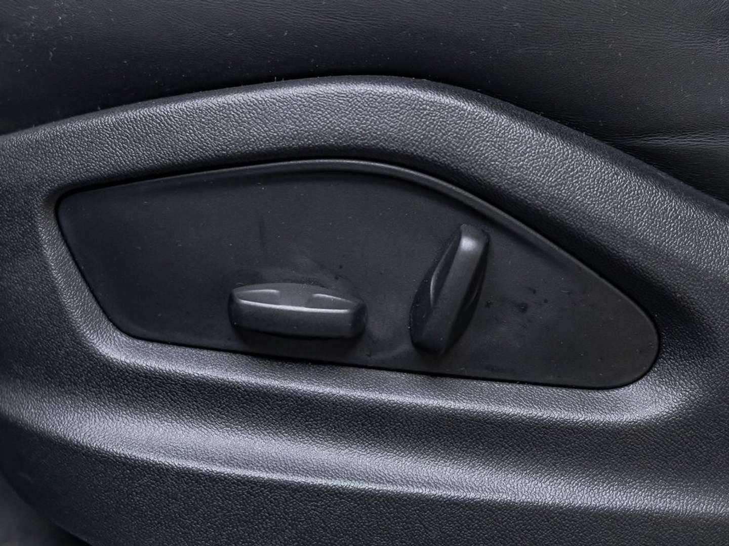 Porsche Cayenne E-Hybrid - 2023 - Joinsteer - #22