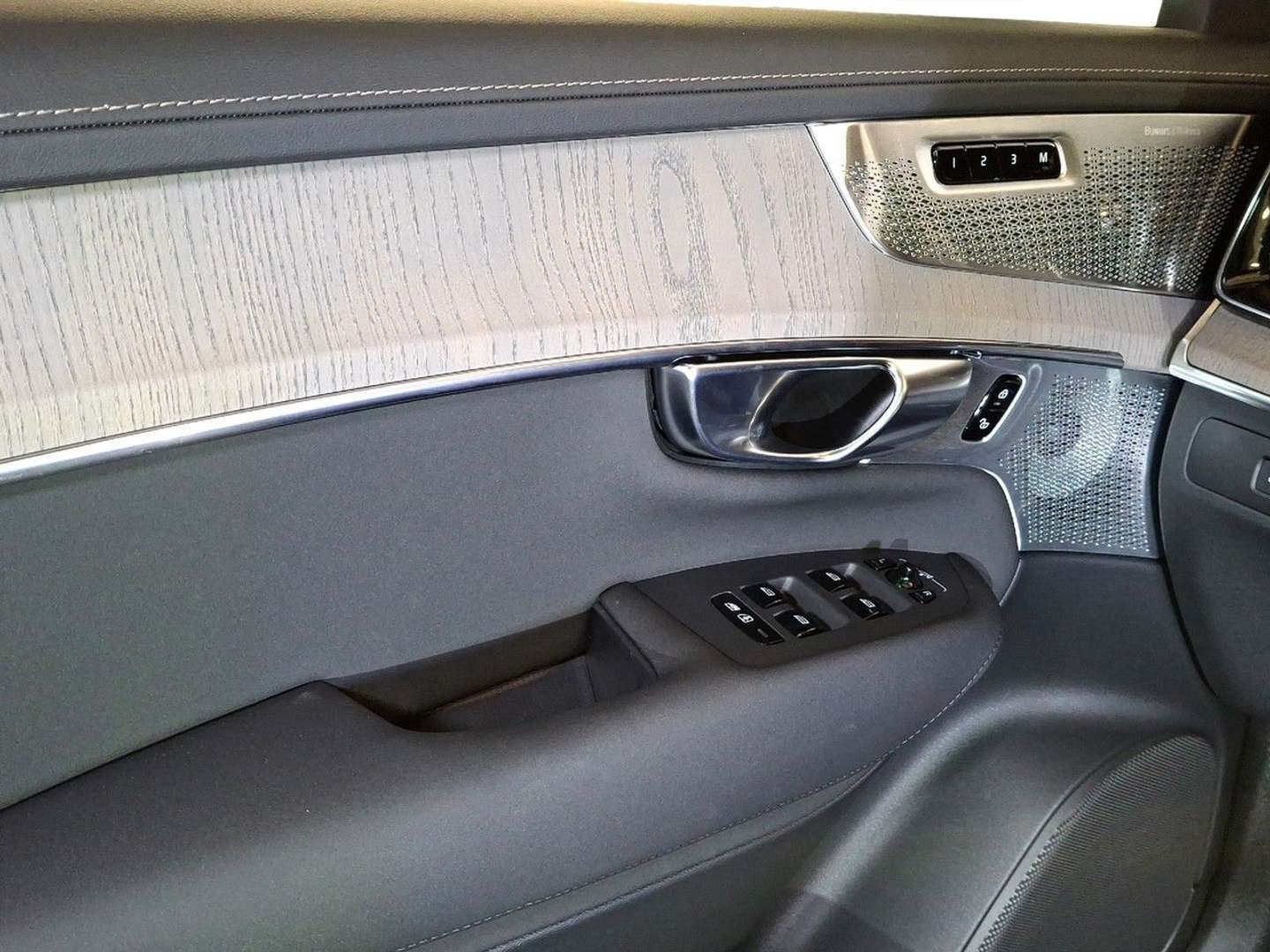 Volvo XC90 AWD T8 Plug-in Hybrid - 2025 - Joinsteer - #7