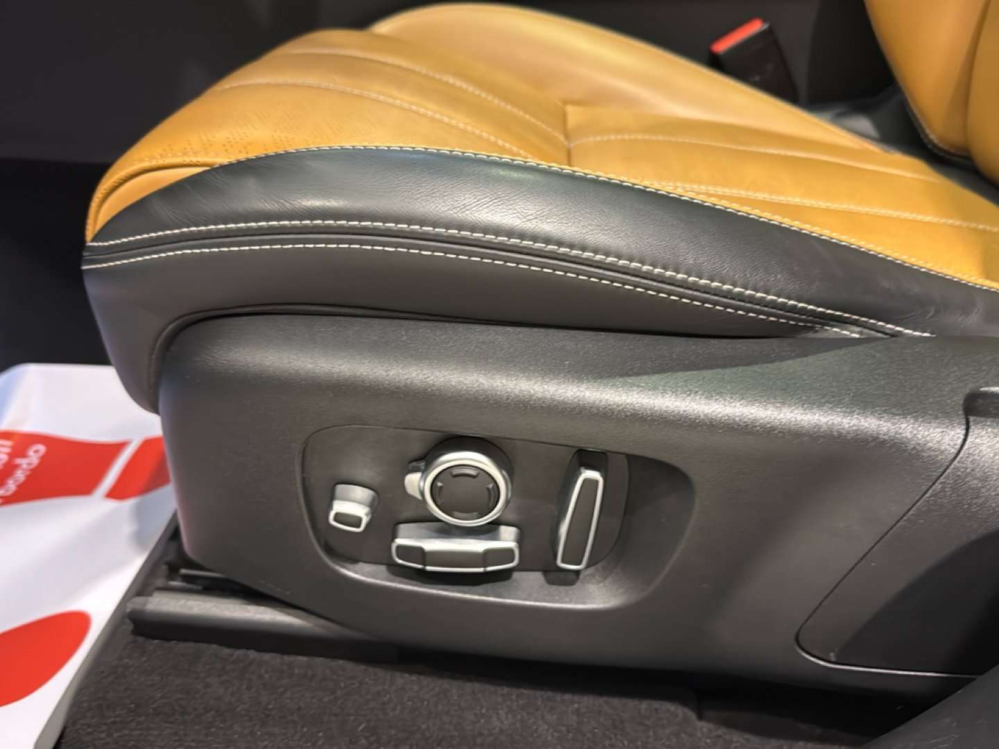 Land Rover Range Rover Velar R-Dynamic HSE 2.0 Si4 - 2022 - Joinsteer - #24