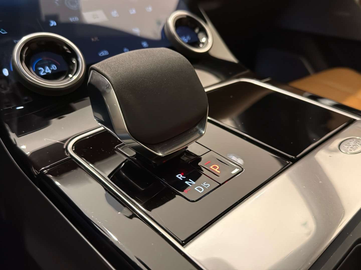 Land Rover Range Rover Velar R-Dynamic HSE 2.0 Si4 - 2022 - Joinsteer - #33