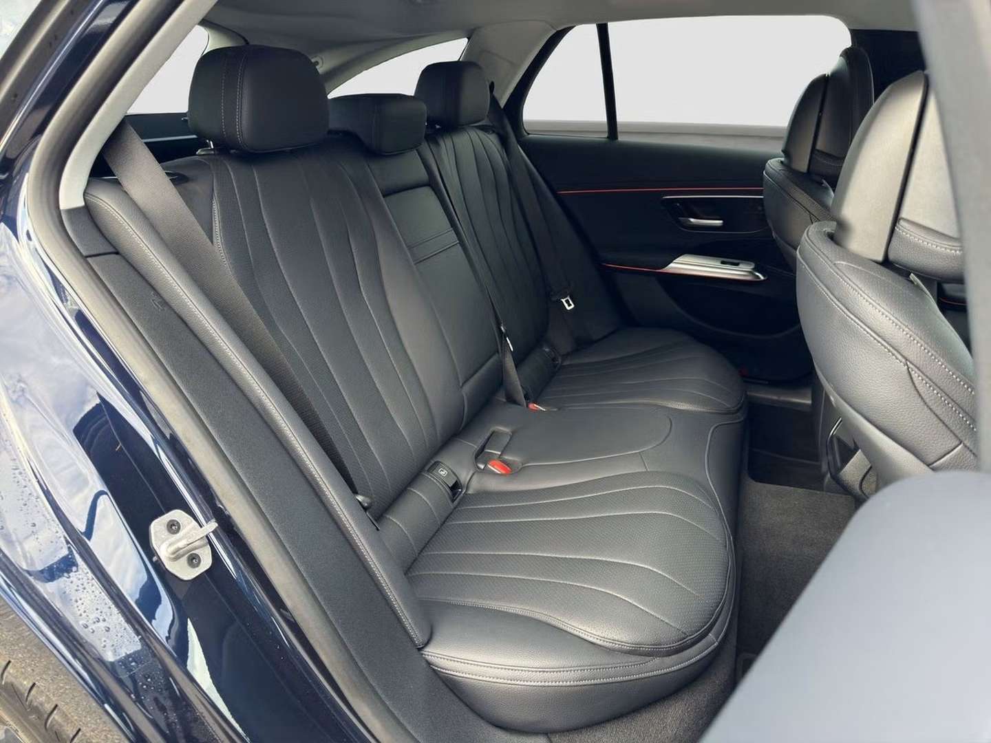 Mercedes Classe E AVANTGARDE 300 E - 2024 - Joinsteer - #16