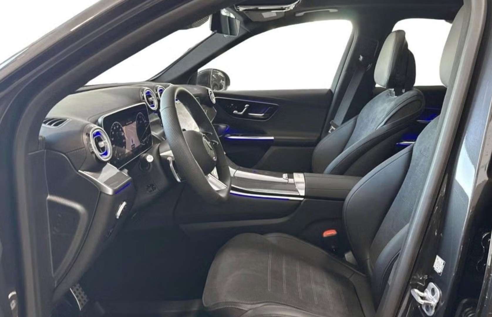 Mercedes GLC AMG-LINE 300 E 4Matic - 2025 - Joinsteer - #11