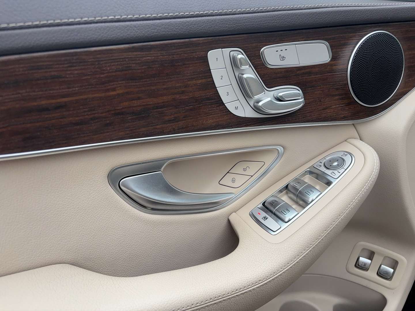 Mercedes GLC 300 E - 2021 - Joinsteer - #7