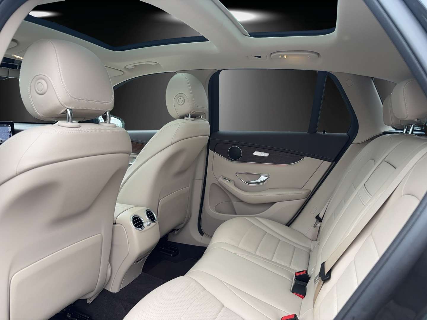 Mercedes GLC 300 E - 2021 - Joinsteer - #10