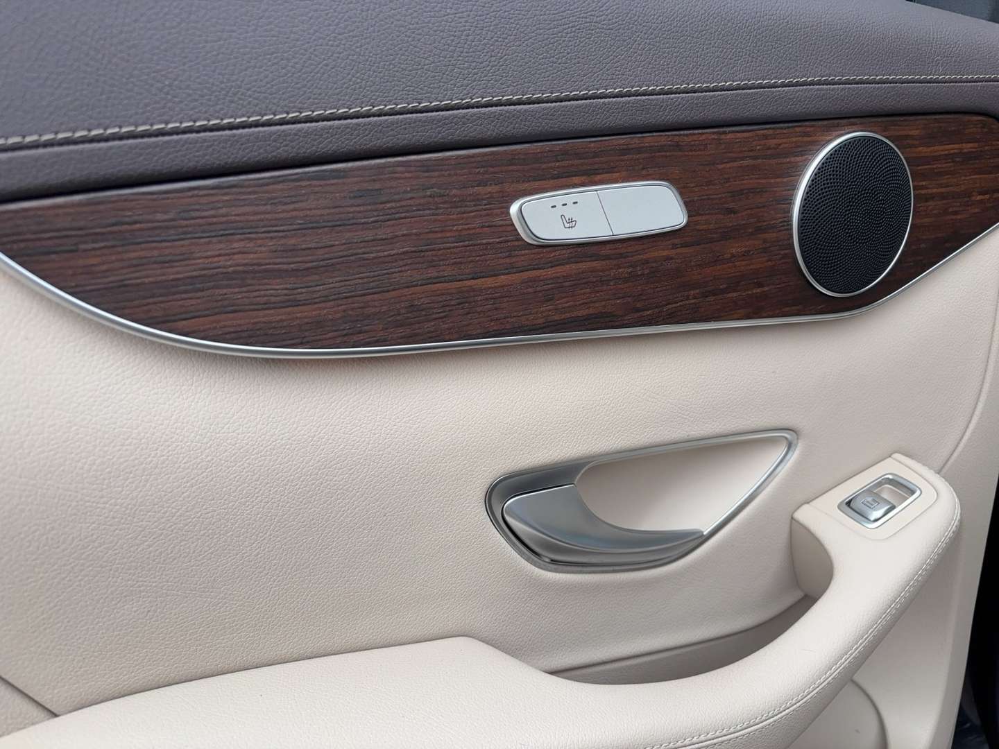 Mercedes GLC 300 E - 2021 - Joinsteer - #11