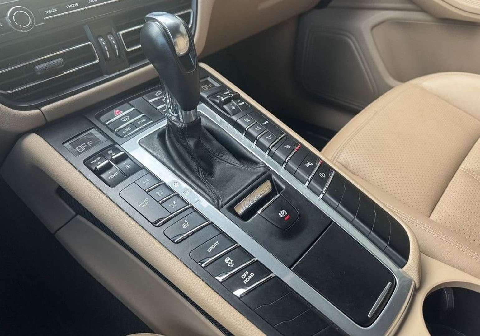 Porsche Macan 2.0 245ch PDK - 2019 - Joinsteer - #19