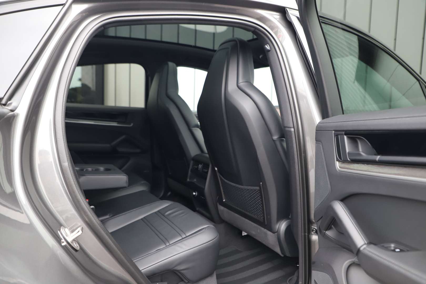 Porsche Cayenne Coupé 3.0 E-Hybrid Non Identifié - 2024 - Joinsteer - #6