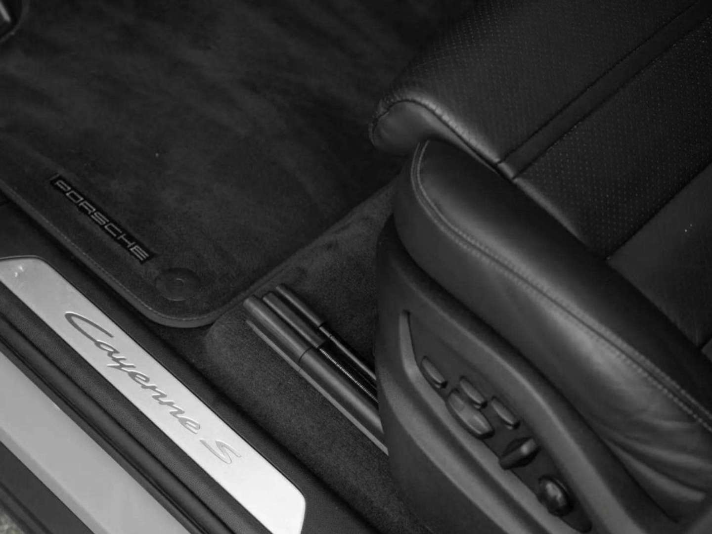 Porsche Cayenne Coupé E-Hybrid 3.0 V6 S - 2024 - Joinsteer - #26