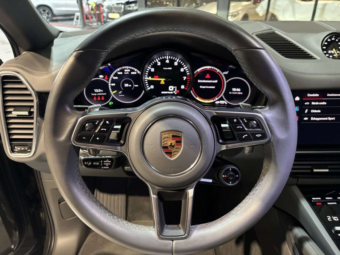 Porsche Cayenne Coupé ECHAPPEMENT SPORT 3.0 V6 E-HYBRID 462ch - 2022 - Joinsteer - #11