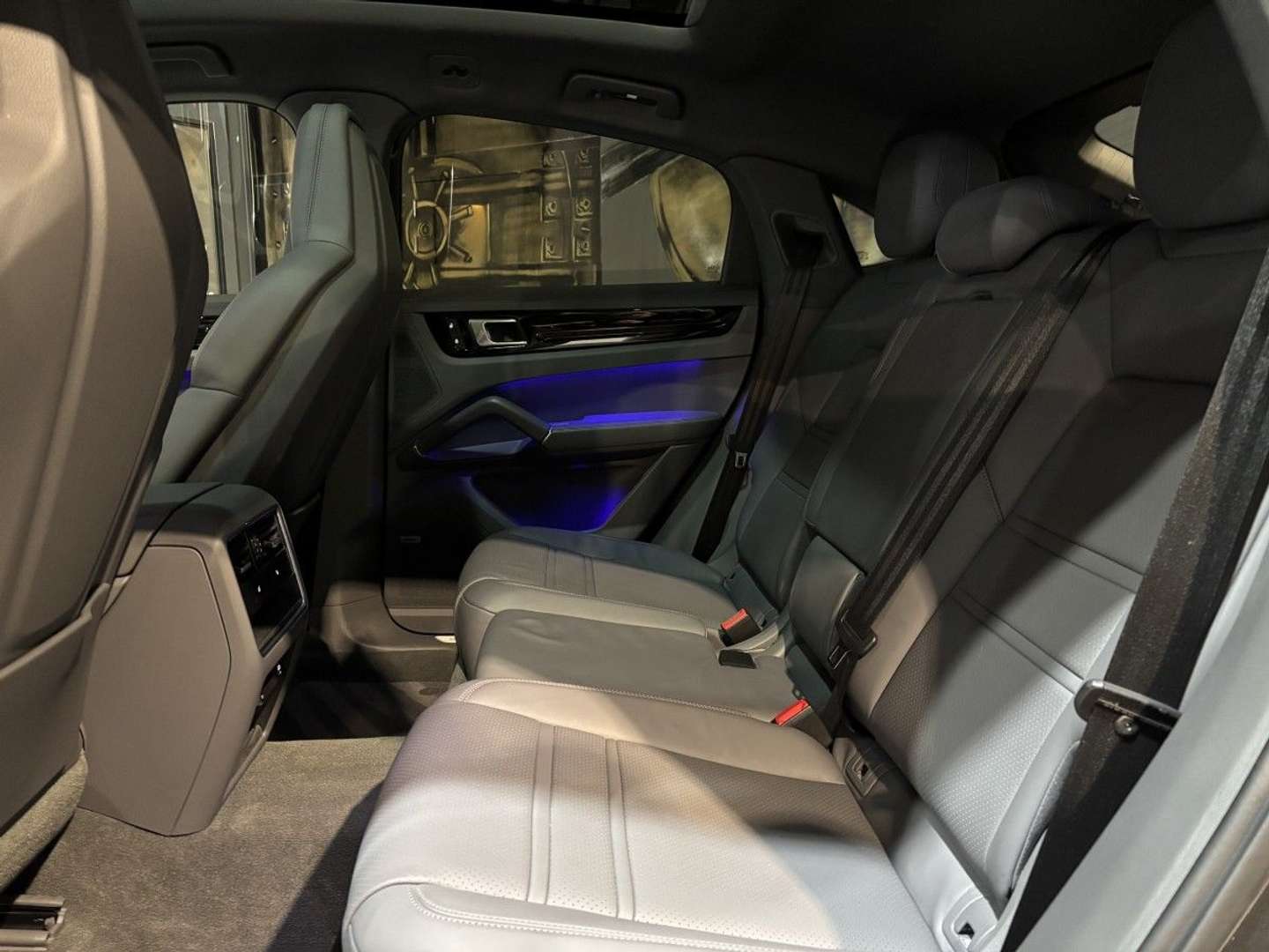 Porsche Cayenne Coupé ECHAPPEMENT SPORT 3.0 V6 E-HYBRID 462ch - 2022 - Joinsteer - #30