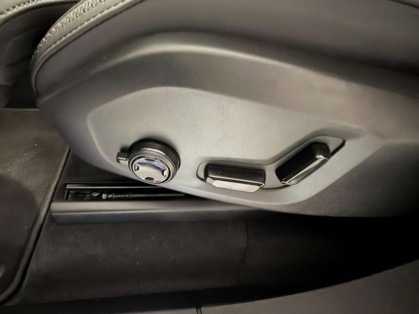 Volvo XC90 Plus-Bright B5 AWD - 2025 - Joinsteer - #15