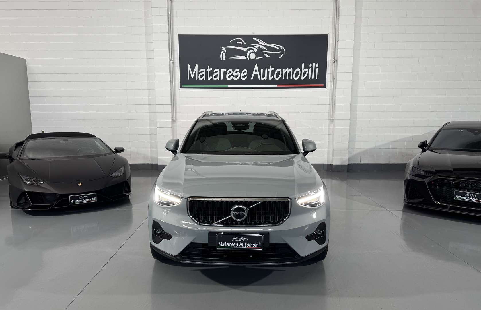Volvo XC40 CORE B3 2.0 Mild Hybrid - 2025 - Joinsteer - #2