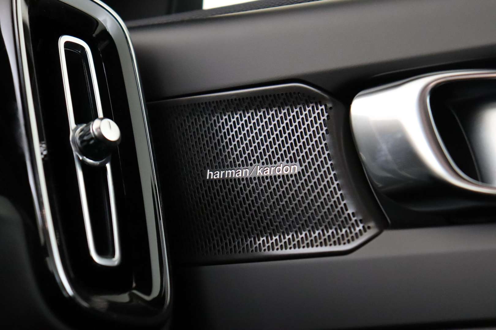 Volvo C40 Extended Range Single Motor - 2025 - Joinsteer - #23