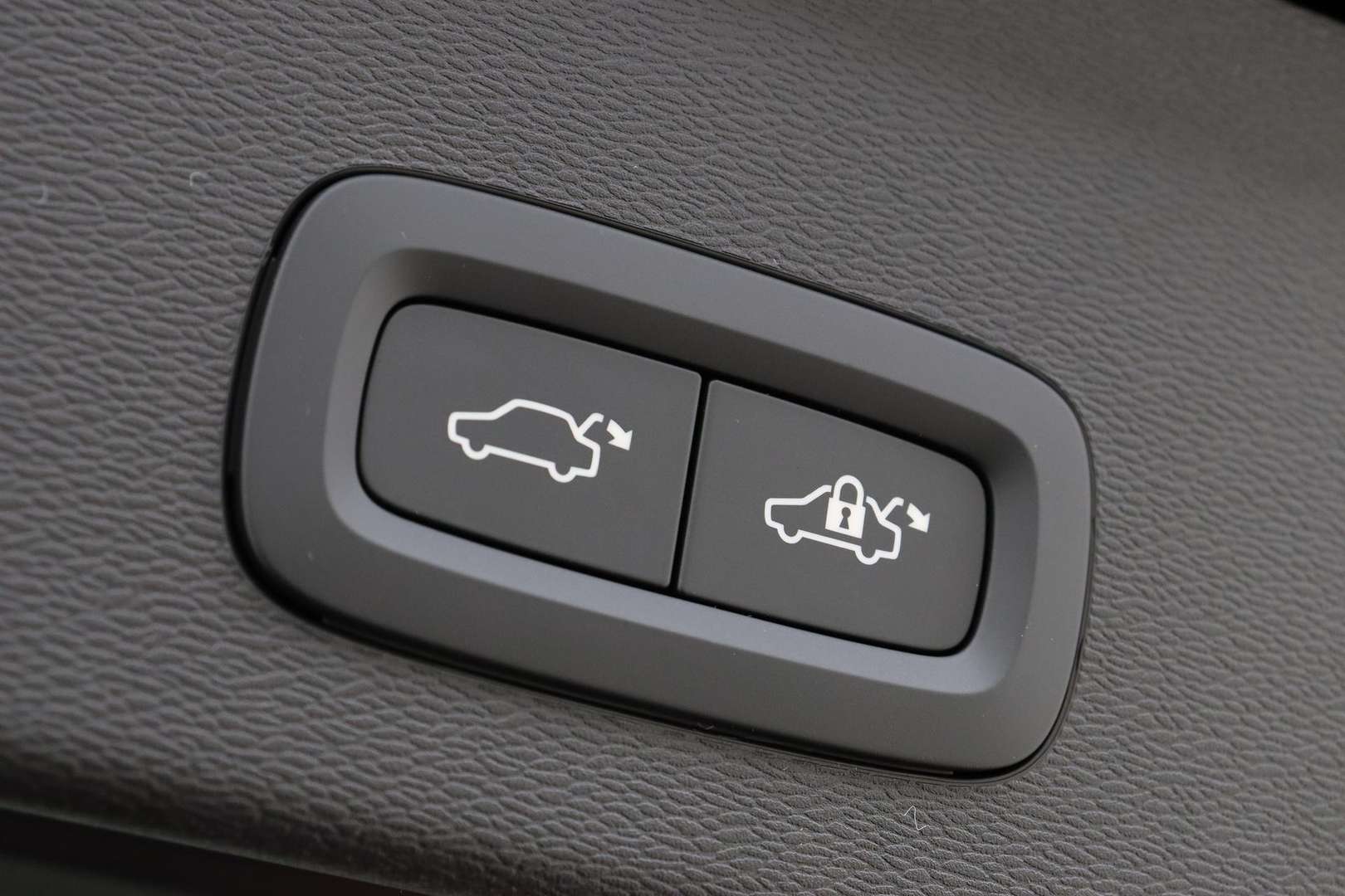 Volvo C40 Extended Range Single Motor - 2025 - Joinsteer - #36