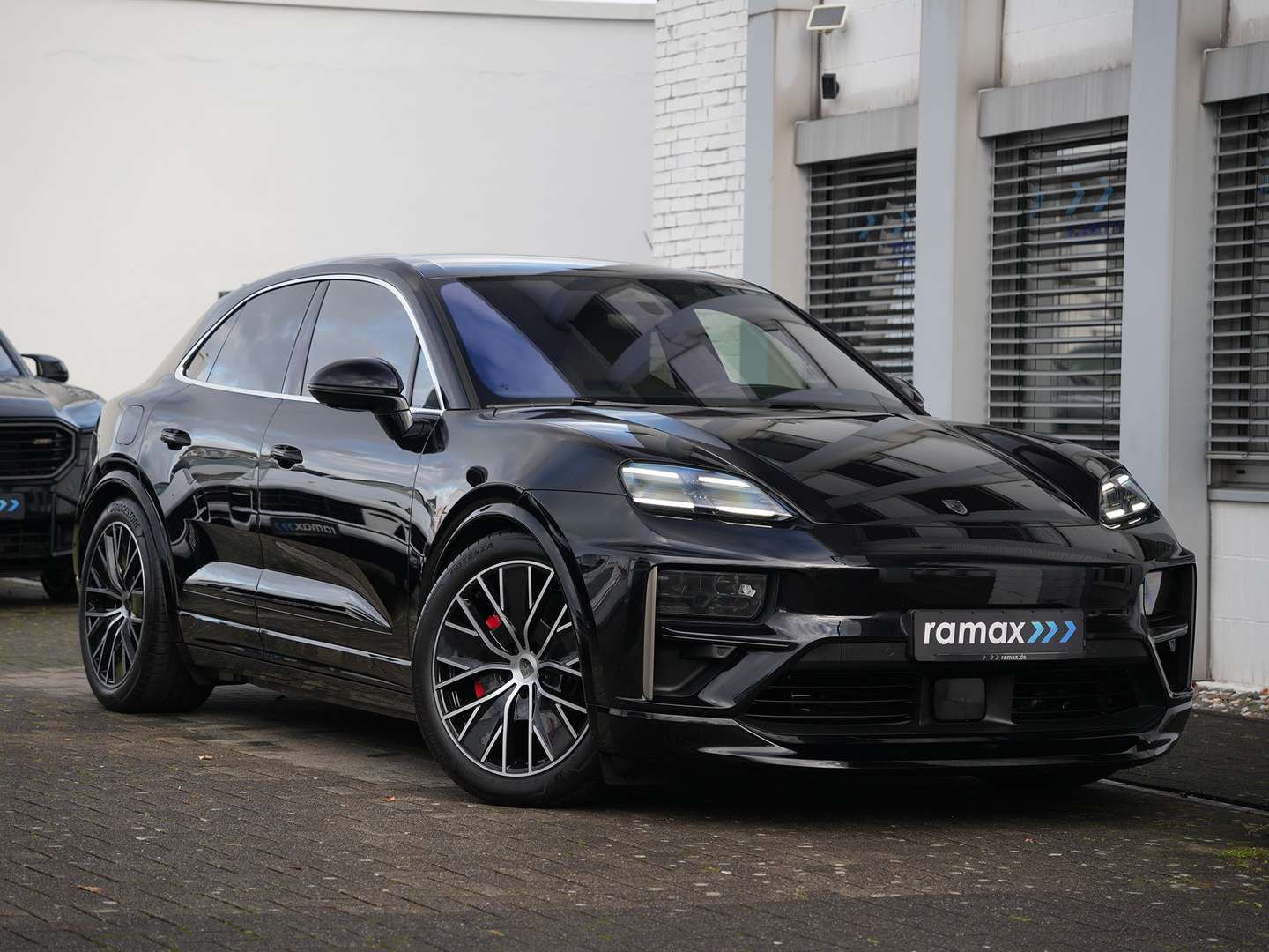 Porsche Macan Turbo E - 2025 - Joinsteer - #5
