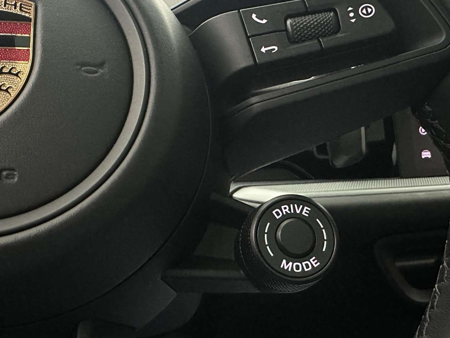 Porsche Cayenne Coupé 3.0 E-Hybrid SportUitlaat - 2024 - Joinsteer - #34