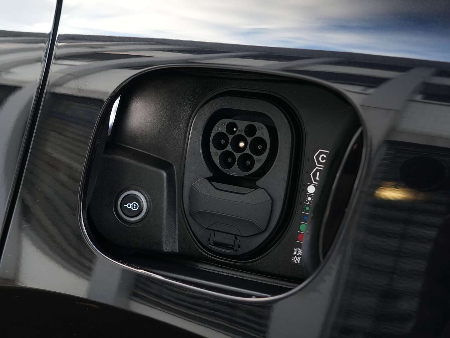 Porsche Macan Turbo E - 2025 - Joinsteer - #42