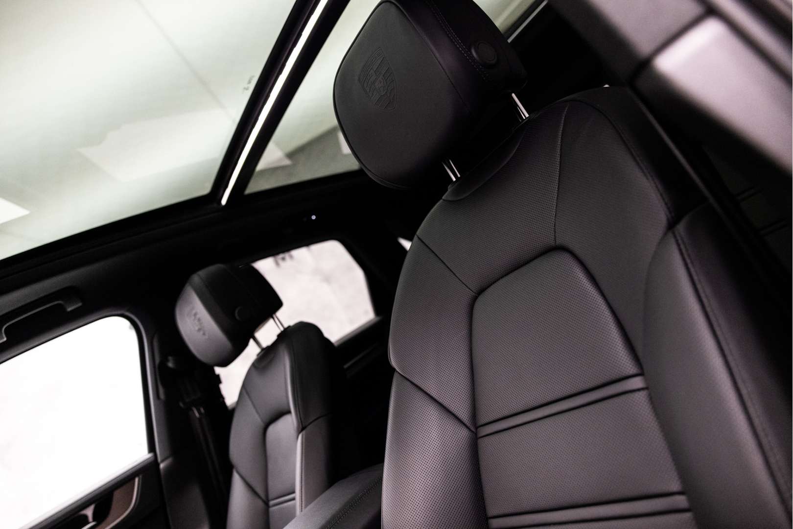 Porsche Cayenne 3.0 E-Hybrid SportDesign - 2025 - Joinsteer - #25