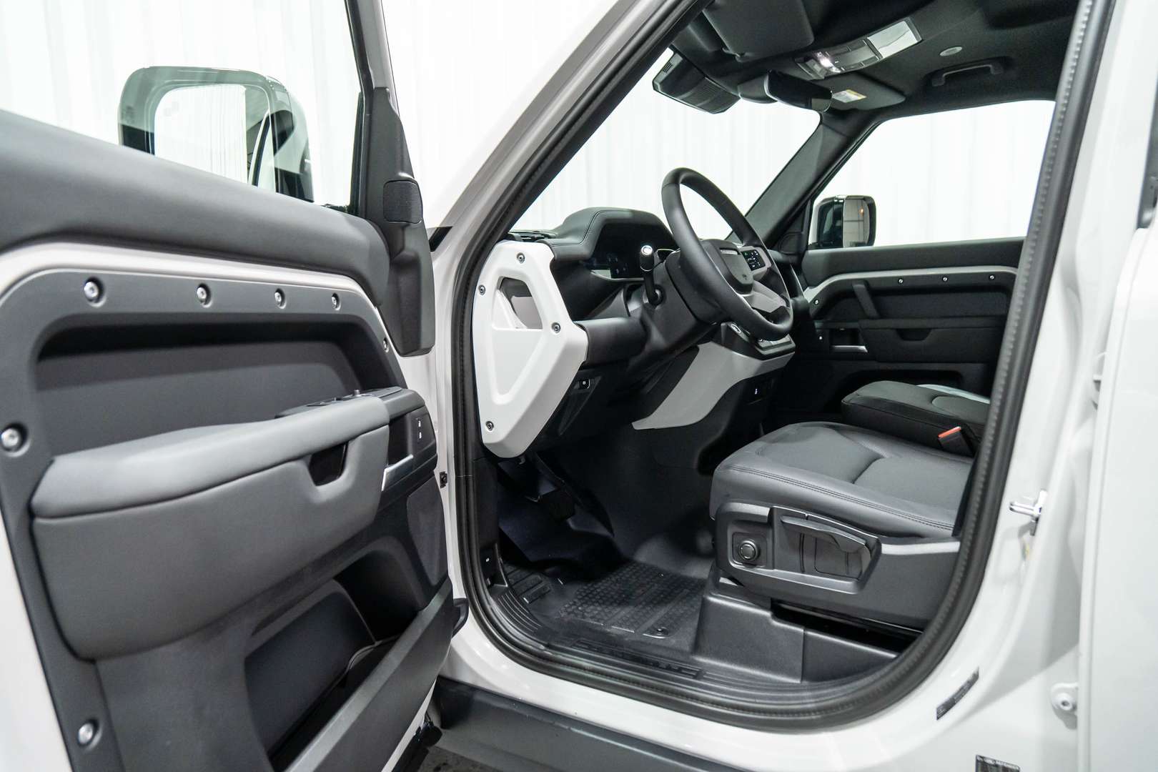 Land Rover Defender S D200 - 2026 - Joinsteer - #14