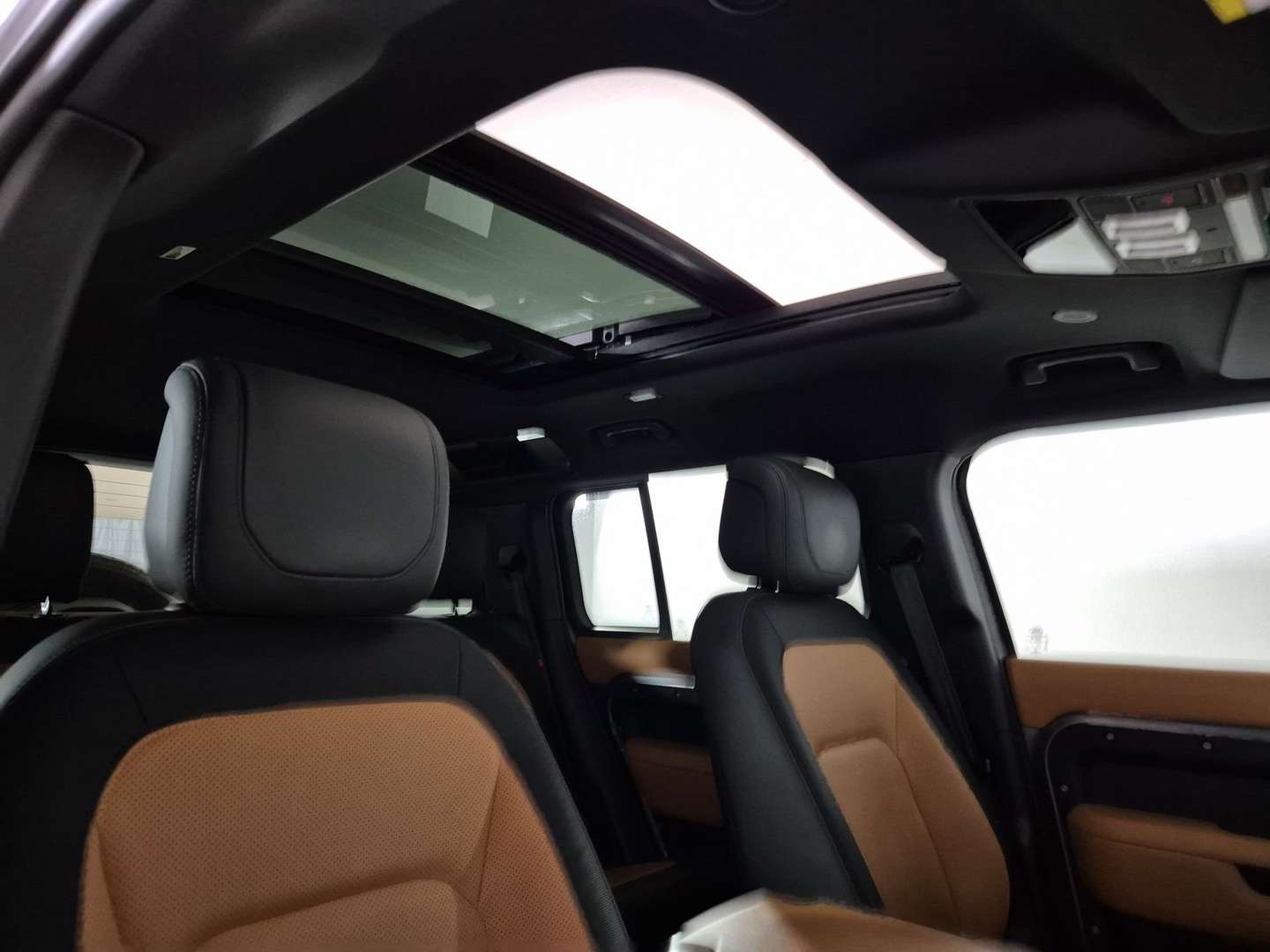 Land Rover Defender X-Dynamic HSE 3.0D - 2023 - Joinsteer - #16