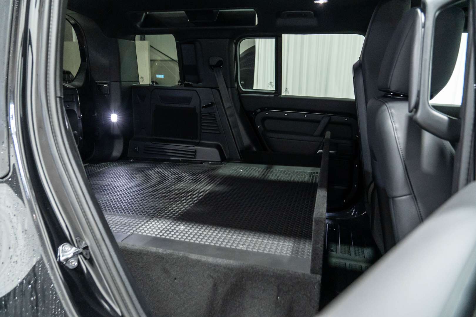 Land Rover Defender S D200 - 2026 - Joinsteer - #20