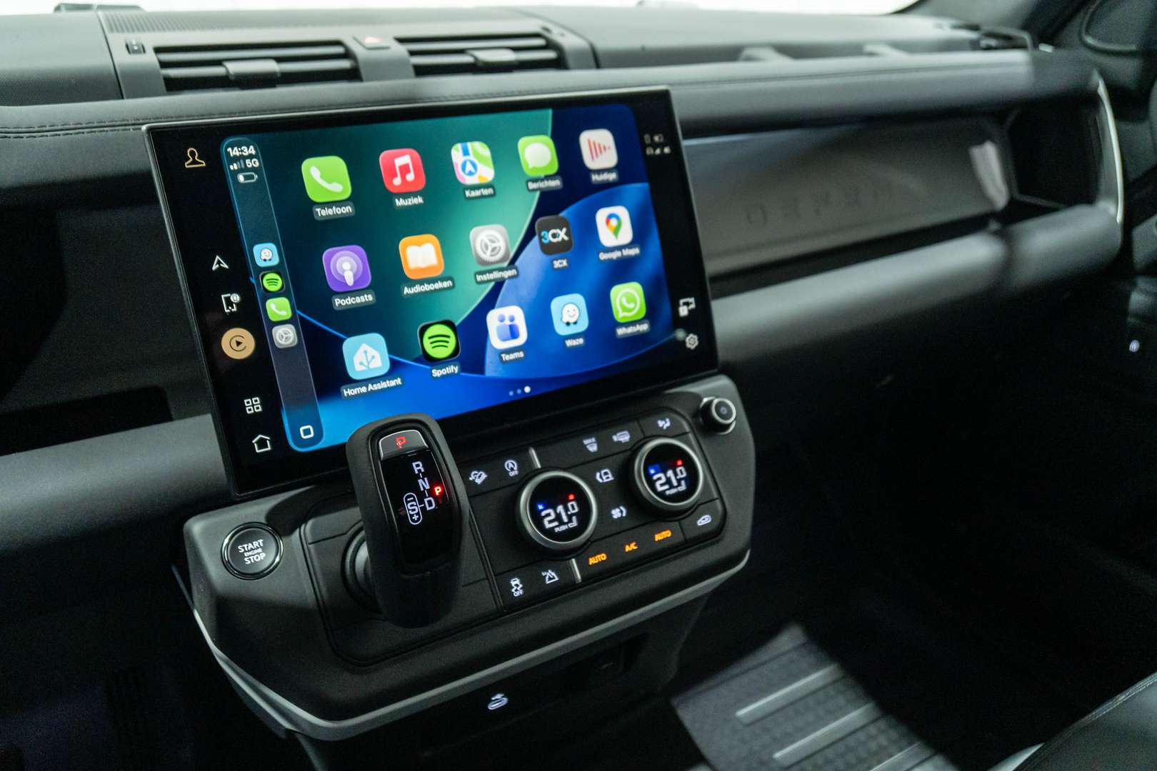 Land Rover Defender S D200 - 2026 - Joinsteer - #31