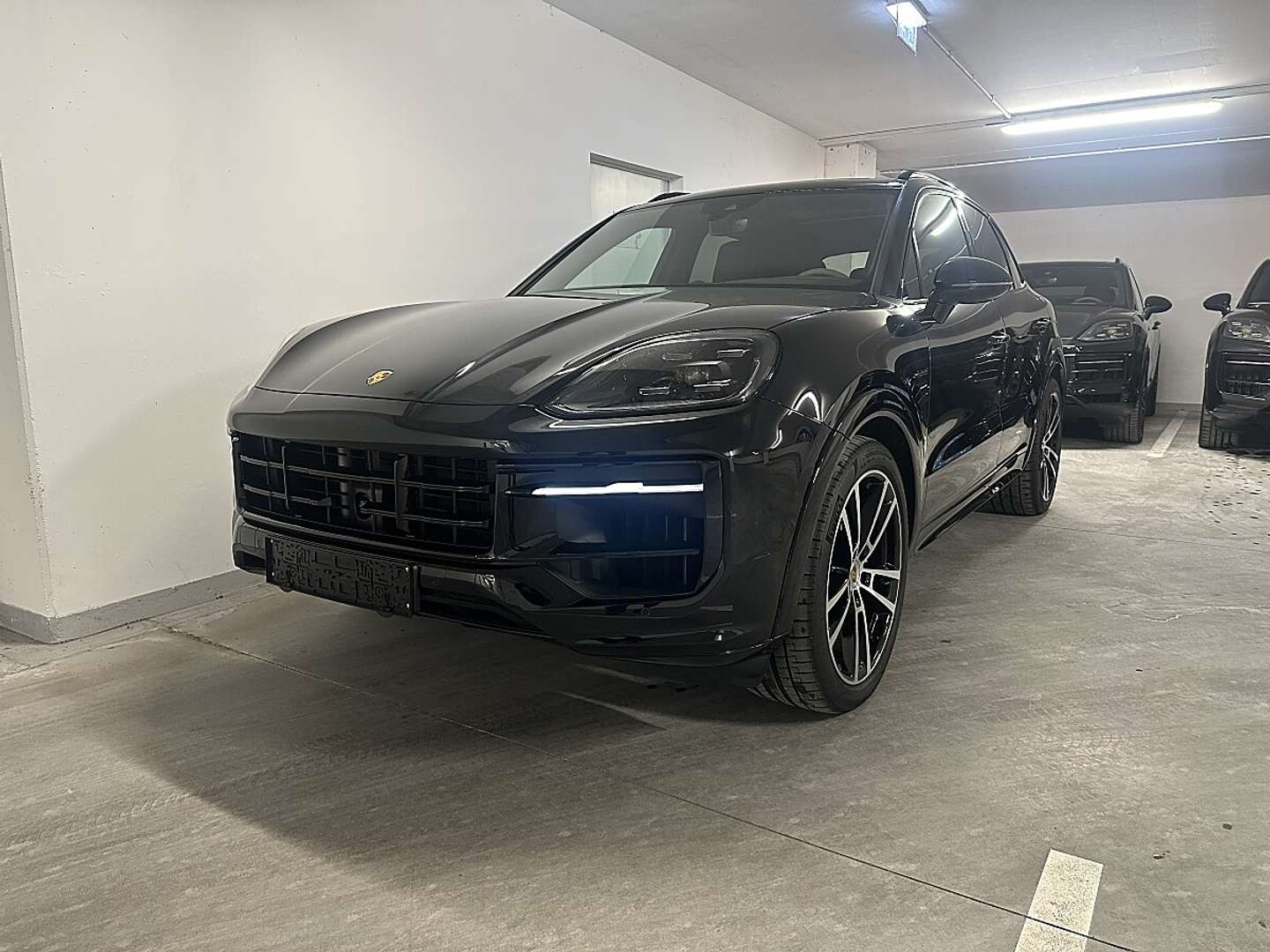 Porsche Cayenne Coupé Sportdesign Paket - 2024 - Joinsteer - #2