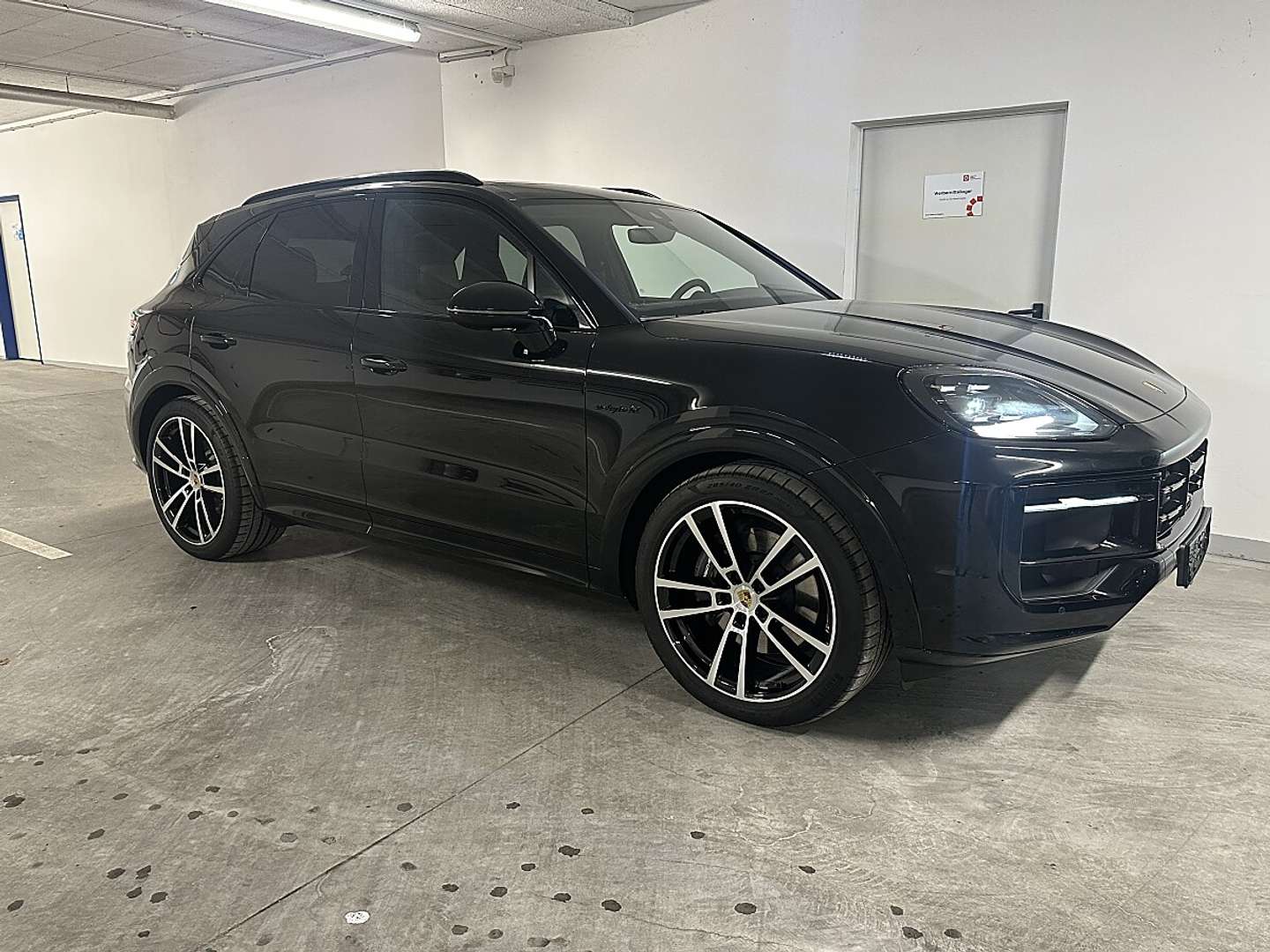 Porsche Cayenne Coupé Sportdesign Paket - 2024 - Joinsteer - #5