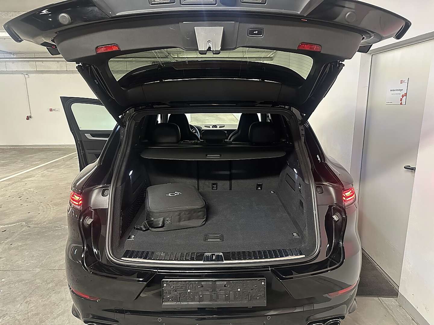 Porsche Cayenne Coupé Sportdesign Paket - 2024 - Joinsteer - #28