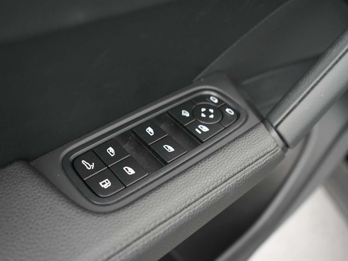 Porsche Cayenne E-Hybrid - 2023 - Joinsteer - #15