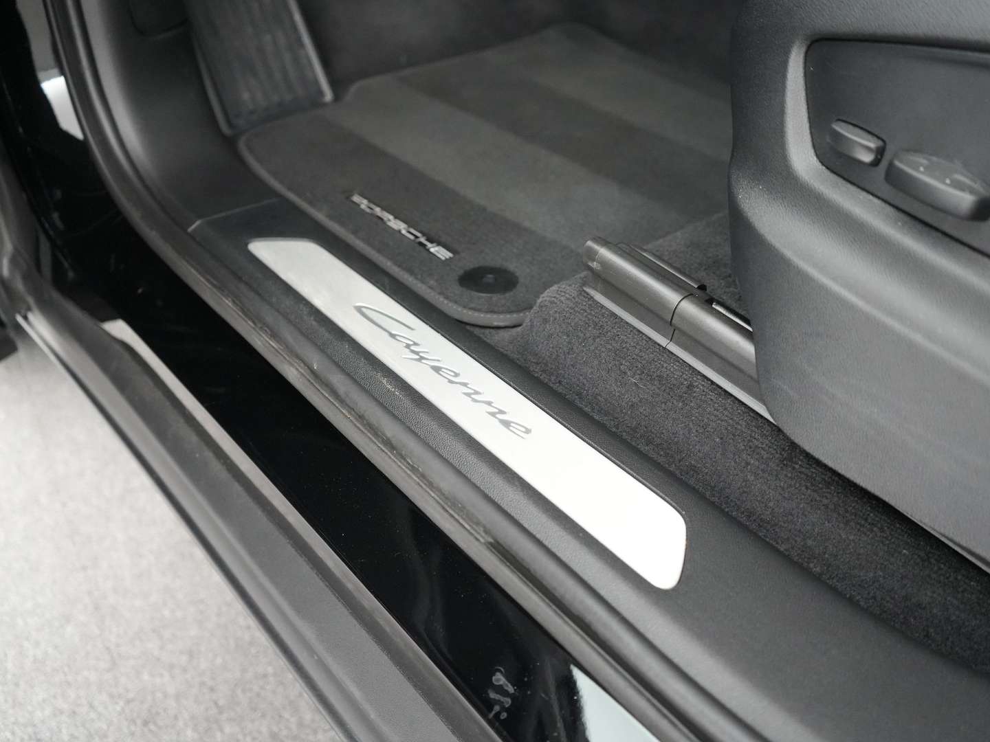 Porsche Cayenne E-Hybrid - 2023 - Joinsteer - #25