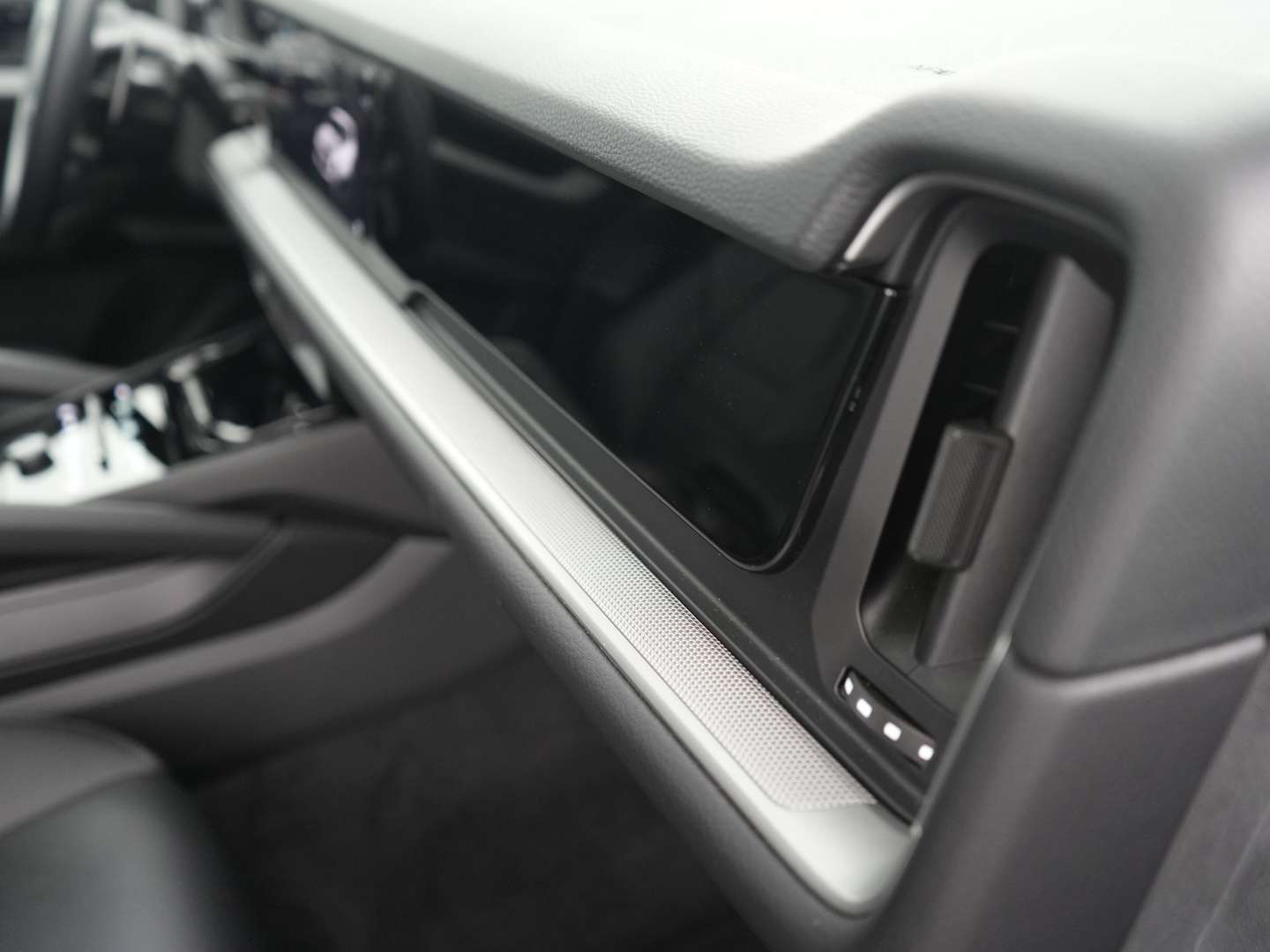 Porsche Cayenne E-Hybrid - 2023 - Joinsteer - #34