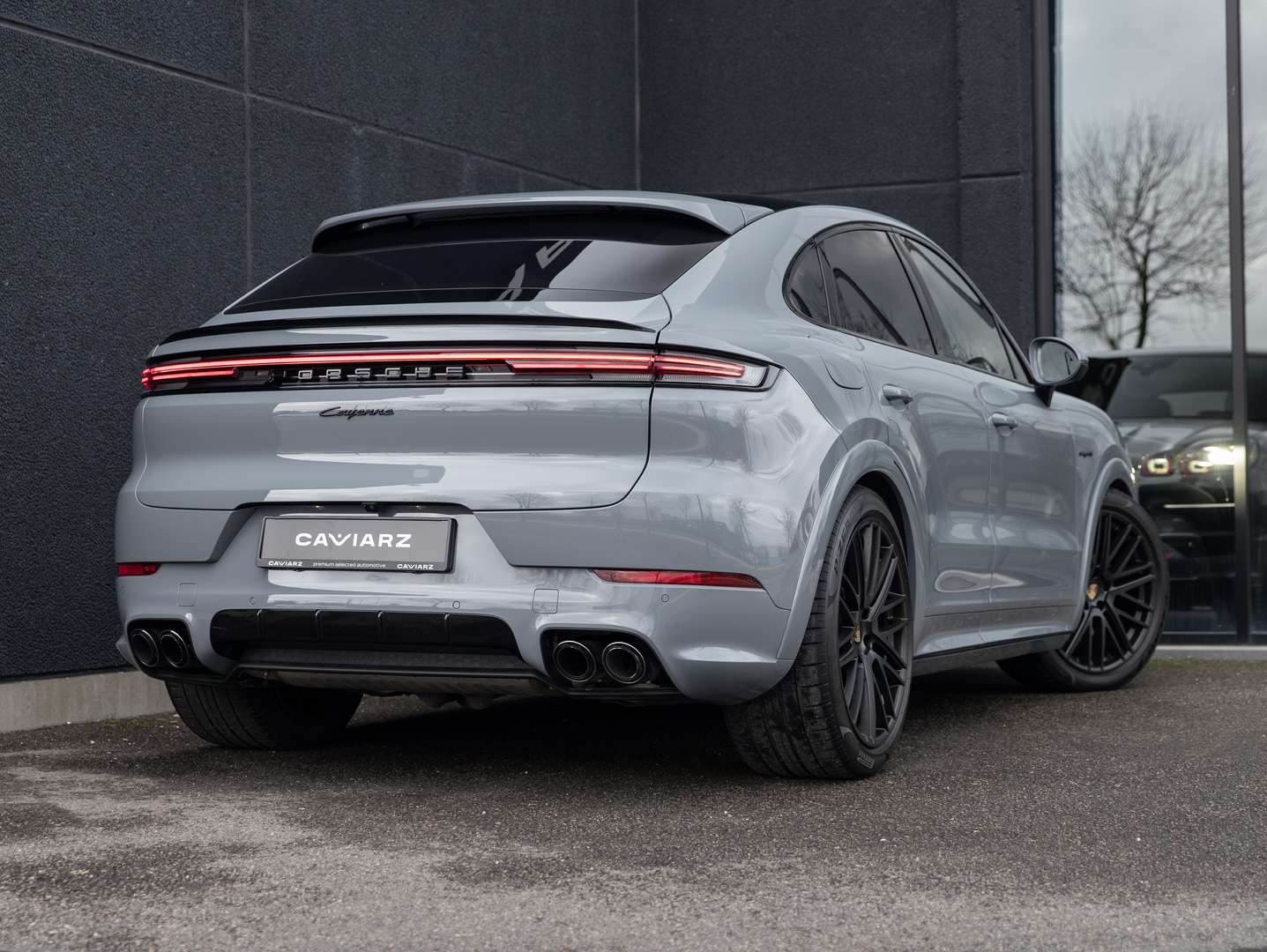 Porsche Cayenne Coupé E-HYB SPORTDES - 2023 - Joinsteer - #2