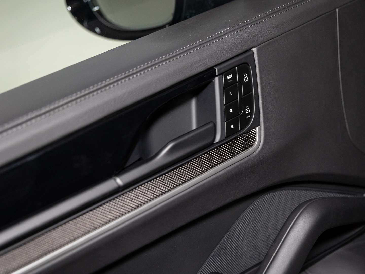 Porsche Cayenne Coupé 3.0 E-Hybrid - 2024 - Joinsteer - #21