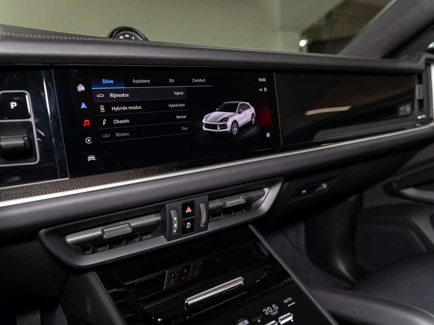 Porsche Cayenne Coupé 3.0 E-Hybrid - 2024 - Joinsteer - #37