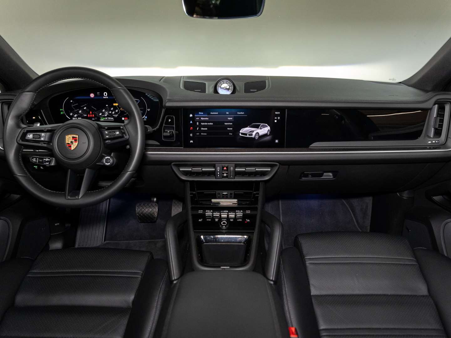 Porsche Cayenne Coupé 3.0 E-Hybrid - 2024 - Joinsteer - #42