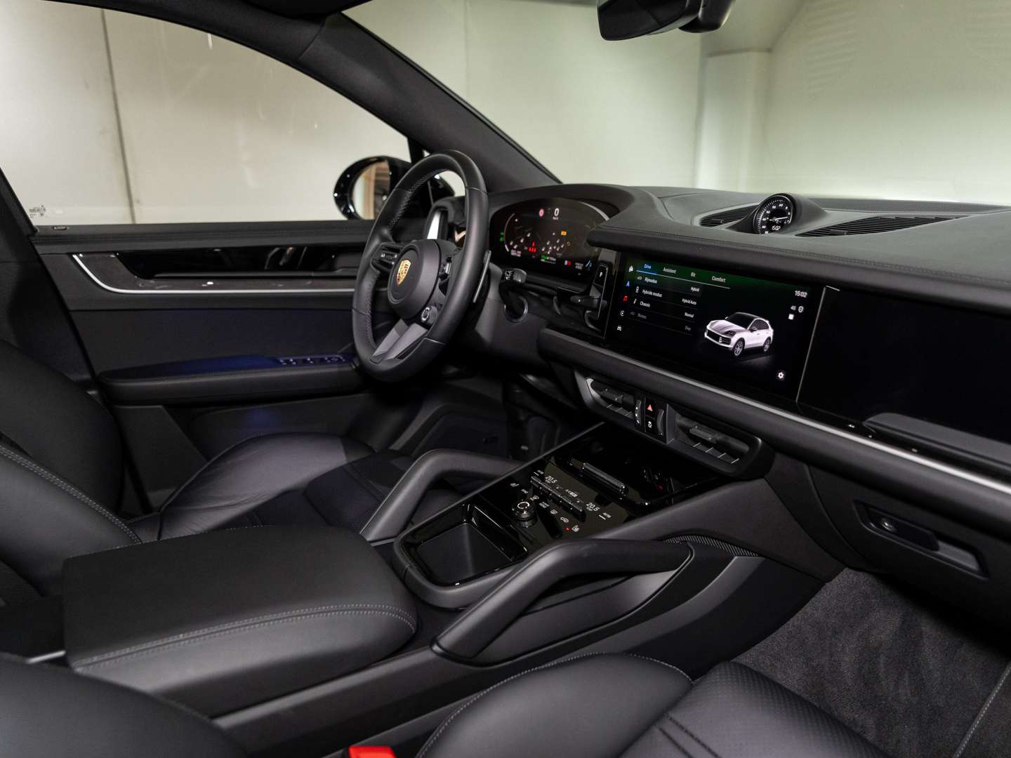 Porsche Cayenne Coupé 3.0 E-Hybrid - 2024 - Joinsteer - #48