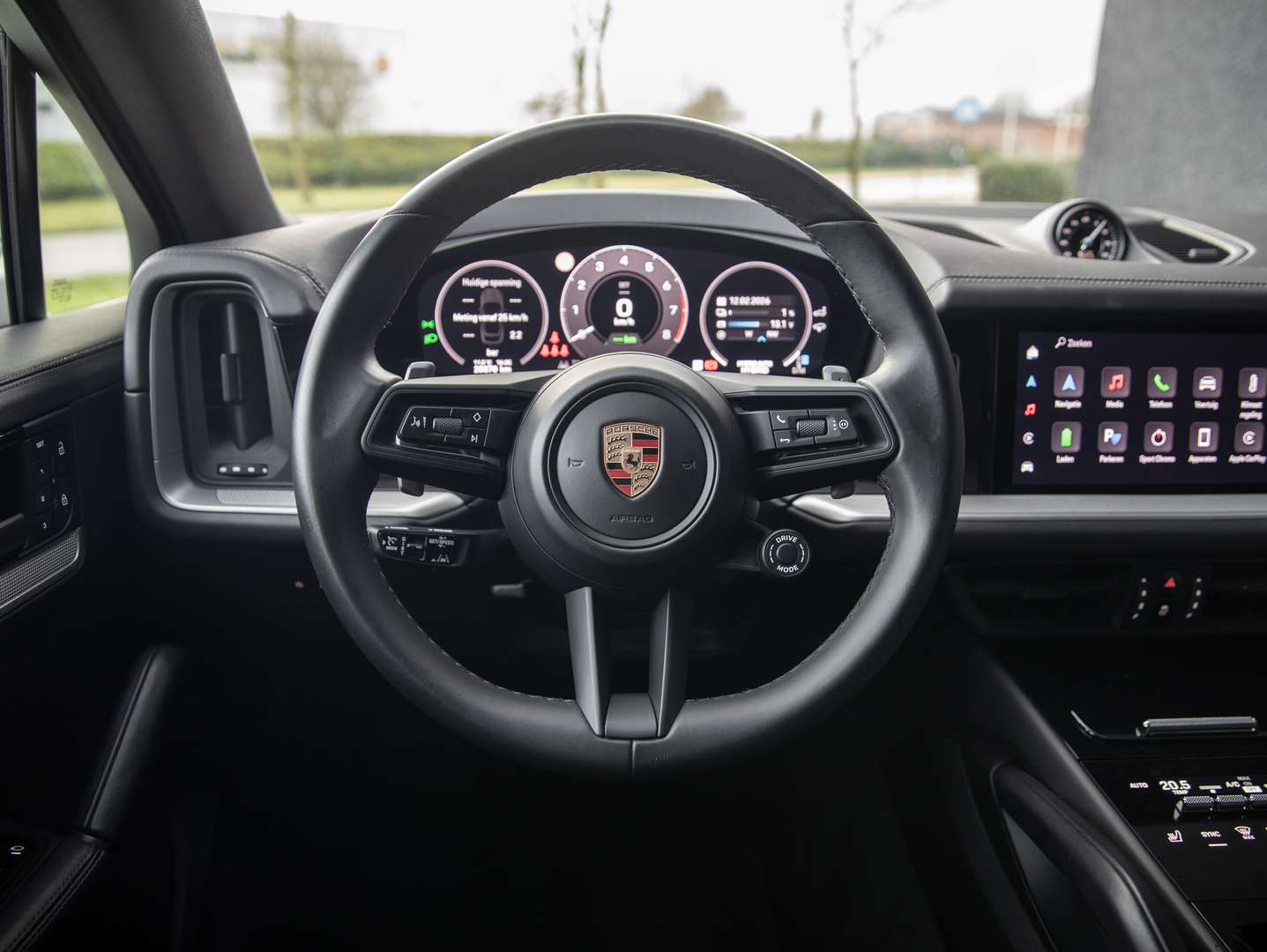 Porsche Cayenne Coupé E-HYB SPORTDES - 2023 - Joinsteer - #34