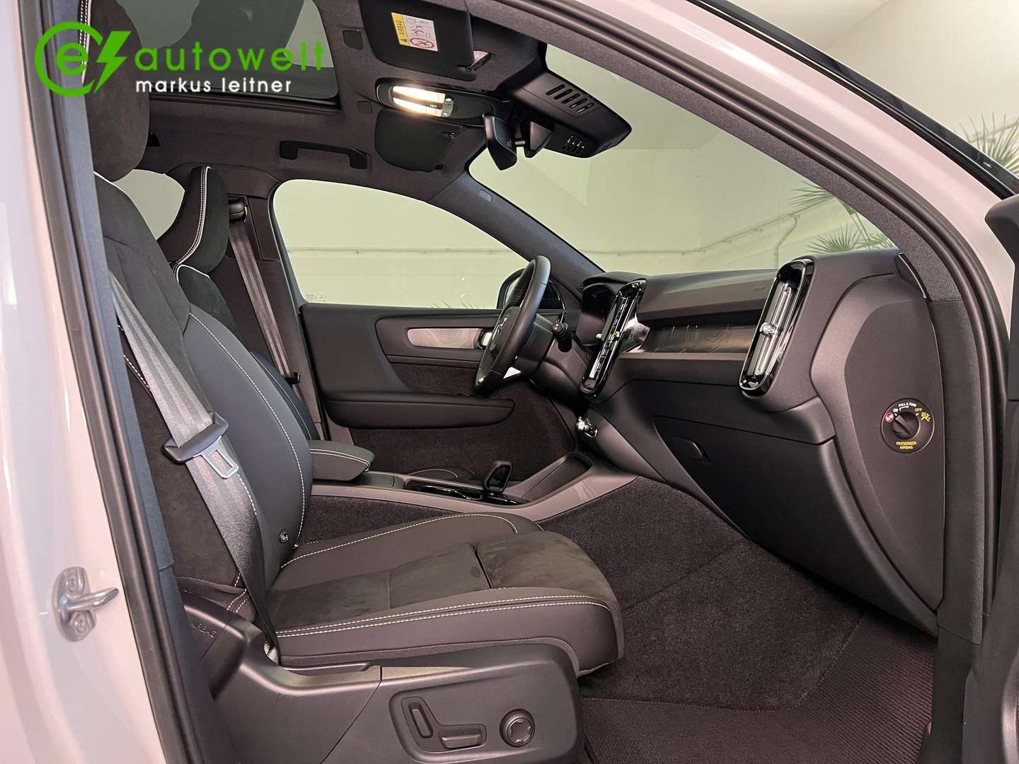 Volvo XC40 Ultimate Recharge 2WD - 2022 - Joinsteer - #19